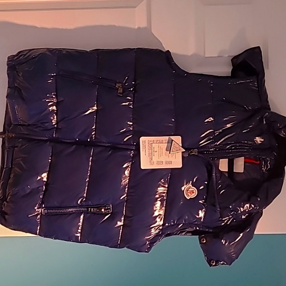 Moncler sleeveless puffer vest